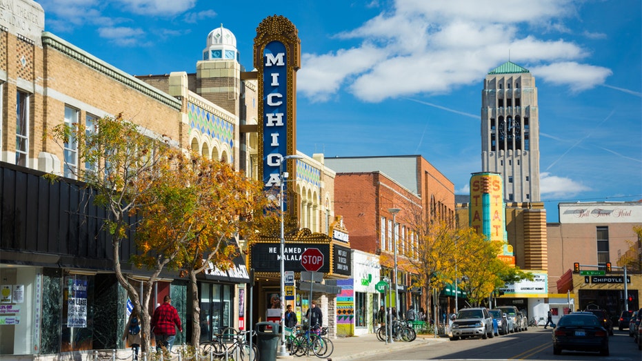 Ann Arbor Michigan downtown