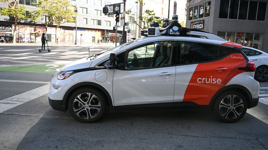 Cruise driverless robotaxi
