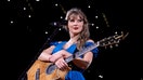 Taylor Swift performs onstage during "Taylor Swift | The Eras Tour" at SoFi Stadium on August 09, 2023 in Inglewood, California. (Photo by Kevin Winter/TAS23/Getty Images for TAS Rights Management) - Fox Business News